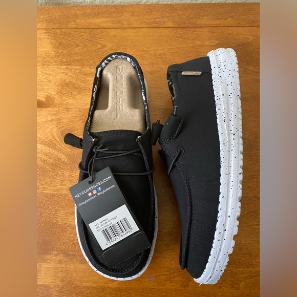 Hey Dude shoes - Picture 5 of 5